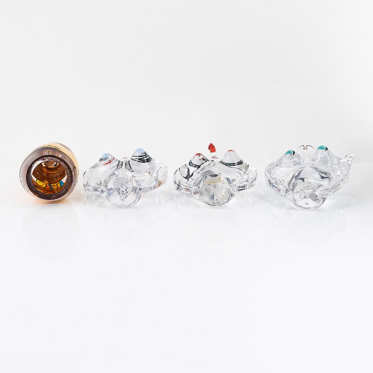 Ulrica Hydman-Vallien, four glass sculptures, Kosta Boda, Sweden.