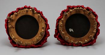 BRUDPALLAR, ett par, sent 1800-tal.