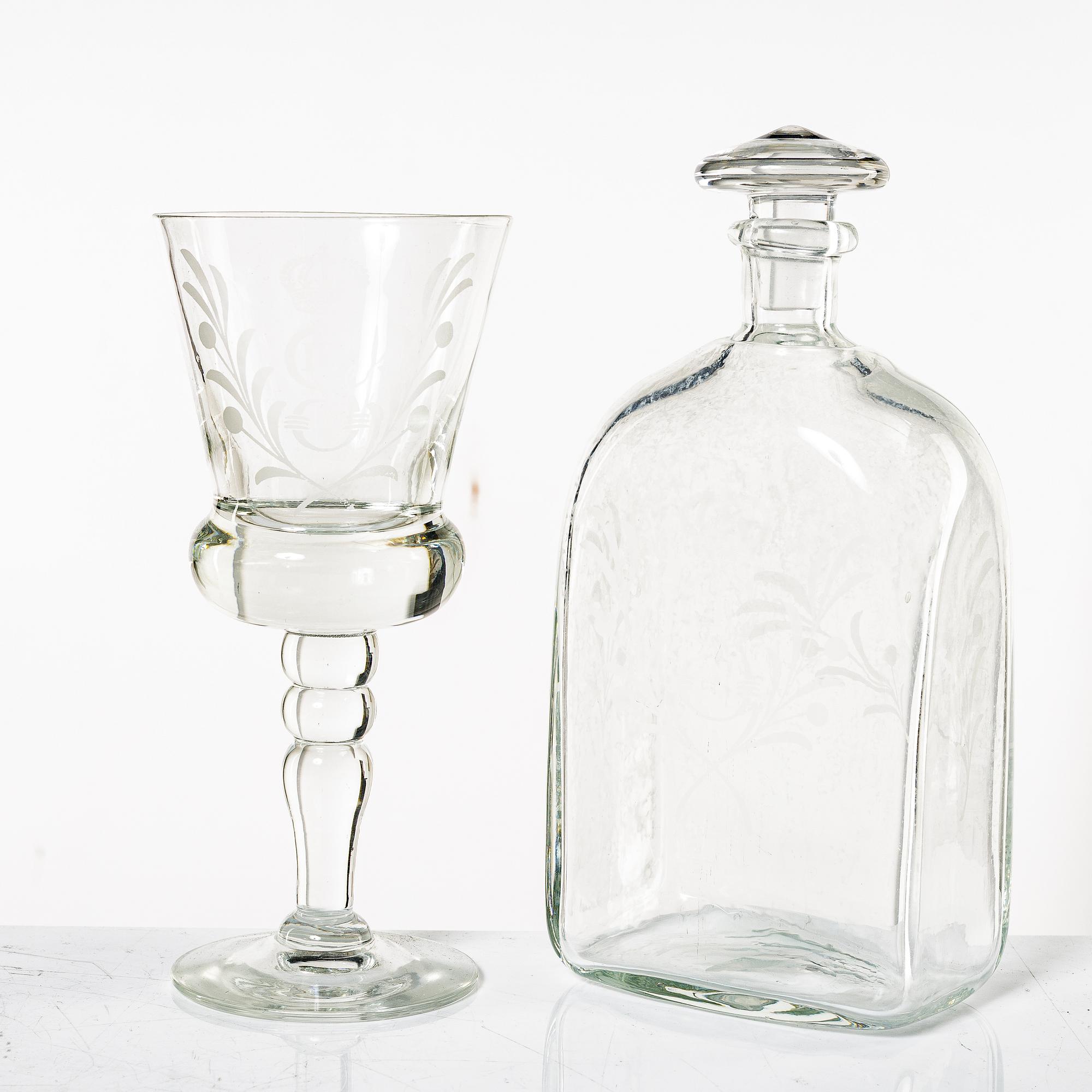 A 42 piece glass service, "Gustav III", Reijmyre, second half of the 20th Century.