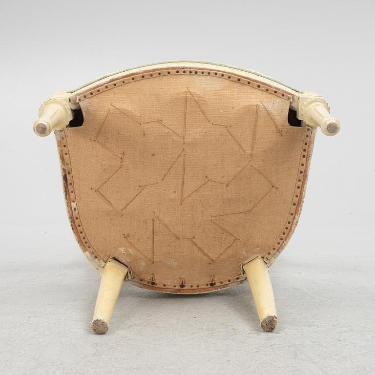 A Gustavian chair, circa 1800.