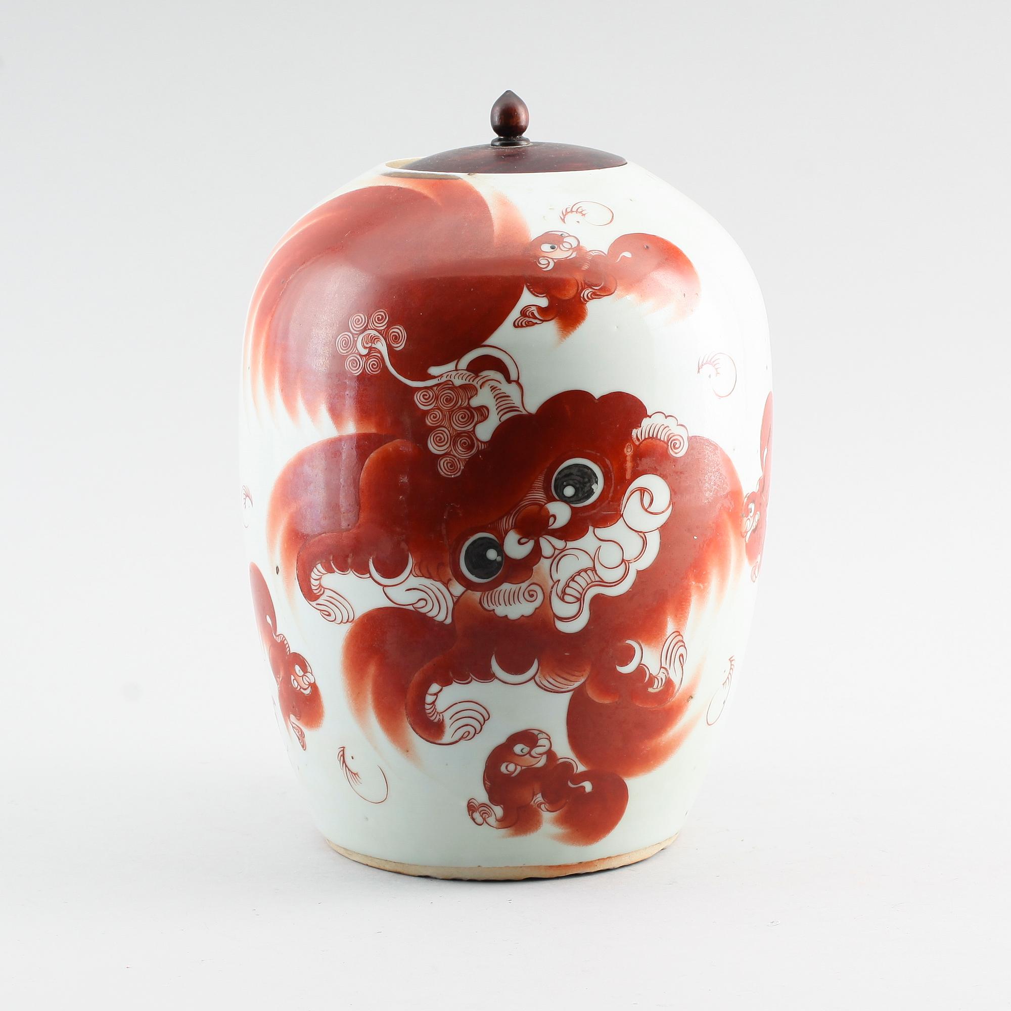 LOCKURNA, porslin, Kina, 1800-tal.
