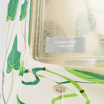 Firma Svenskt Tenn, David Taylor, an 'F-Air' wall lamp.