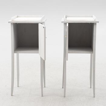 Pottskåp/Sängbord, ett par, 1900-tal.