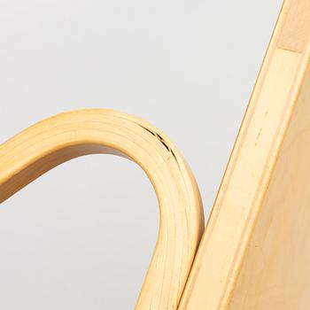 Alvar Aalto, a pair of wall shelves, model 112A, Artek, Finland, late 20th Century.