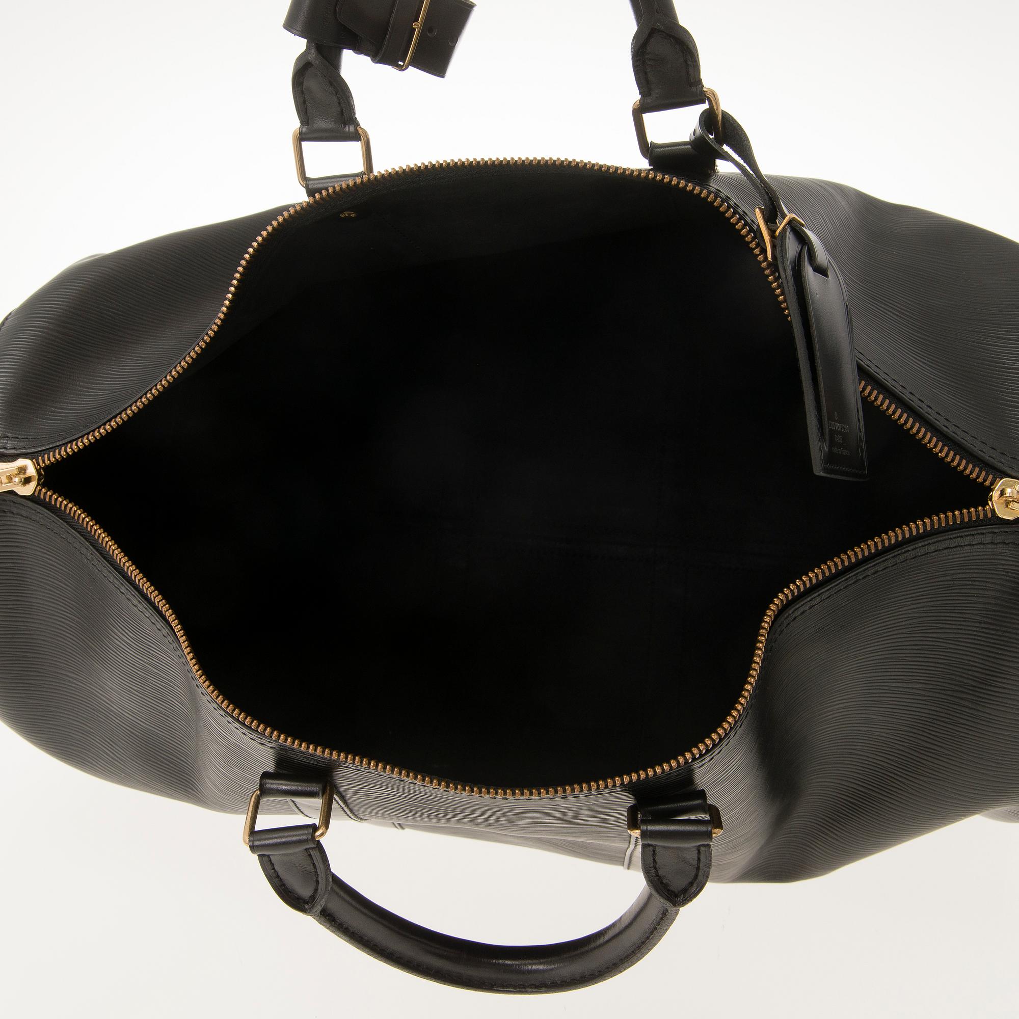 LOUIS VUITTON BLACK EPI LEATHER KEEPALL 50 TRAVEL BAG.