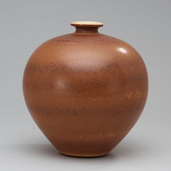 Berndt Friberg, A Berndt Friberg stoneware vase, Gustavsberg Studio 1970.