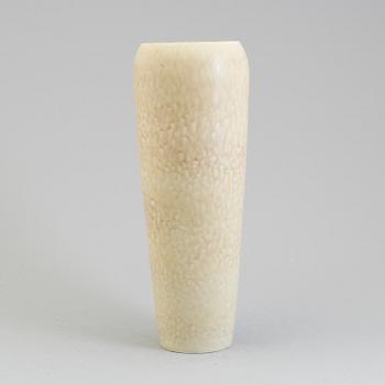 CARL-HARRY STÅLHANE, a stoneware vase, Rörstrand 1950. Unique.