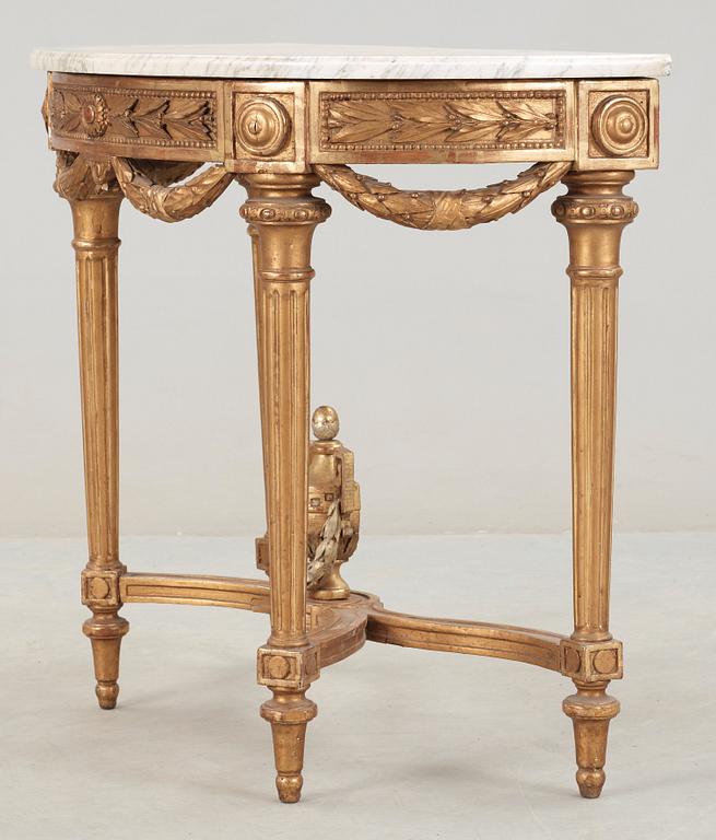 KONSOLBORD. Gustavianskt stockholmsarbete, 1700-talets slut.
