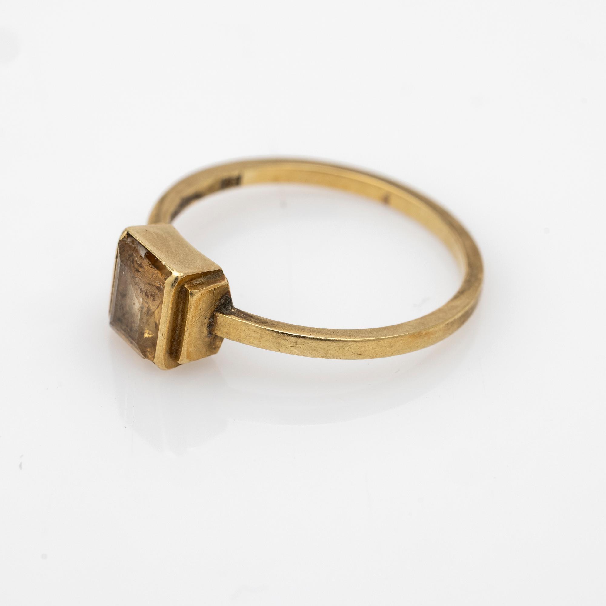 Wiwen Nilsson, ring, 18k, med bergkristall. Lund 1944.