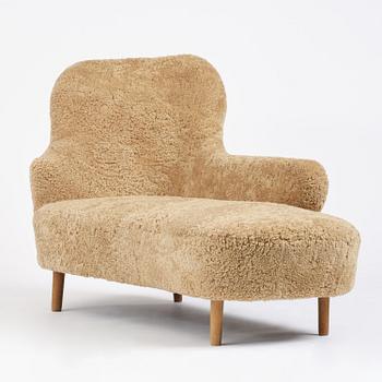 Scandinavian Modern, a chaise longue, 1940s-50s.
