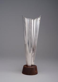 Tapio Wirkkala, A "LIEKKI" VASE.