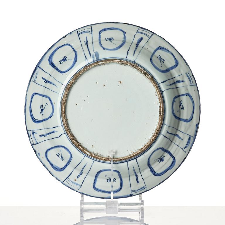 A blue and white kraak dish, Ming dynasty, Wanli (1572-1620).