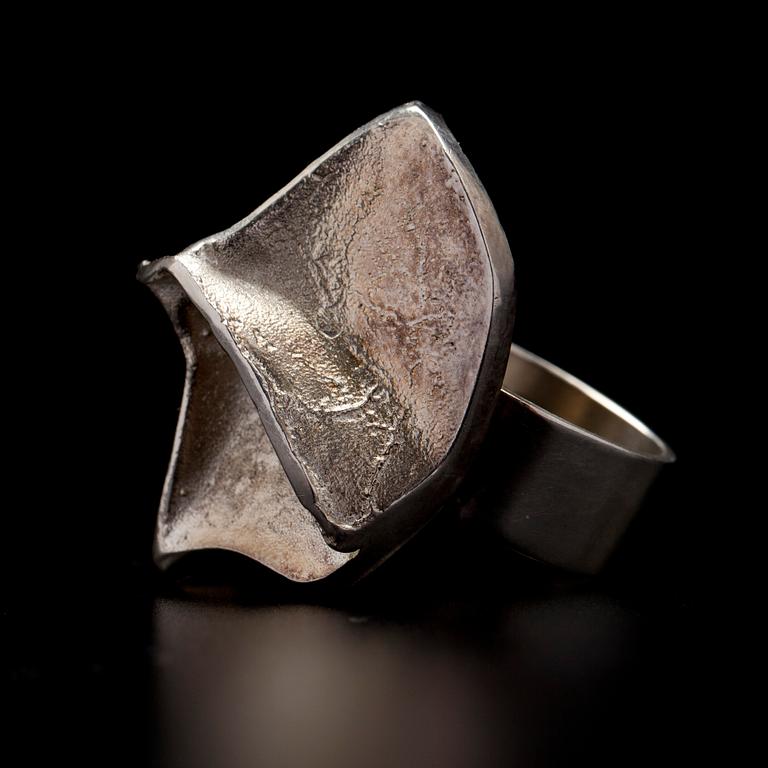 RING, sterlingsilver, "I Magman" Björn Weckström, Lapponia 1969.