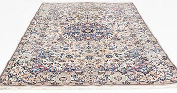 Matta, Nain i relief (Souf), part silk, ca 315 x 205 cm.