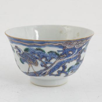 A Chinese 'crane' cup, Qing dynasty, Guangxu mark.