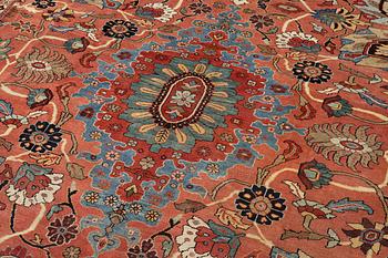 A Sultanabad carpet, west Persia c. 530 x 378 cm.