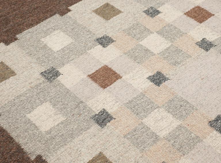 RUG. Flat weave. 141,5 x 165,5 cm. Sweden 1950-60s. Signed MD/IvD?.