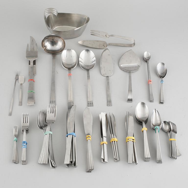 BESTICK, 101 delar, rostfritt stål, "Thebe", Folke Arström,  Gense, 1900-talets andra hälft.