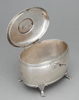 SOCKERSKRIN, silver, empire, Johan Petter Grönvall, Stockholm. Vikt ca 568 gram.