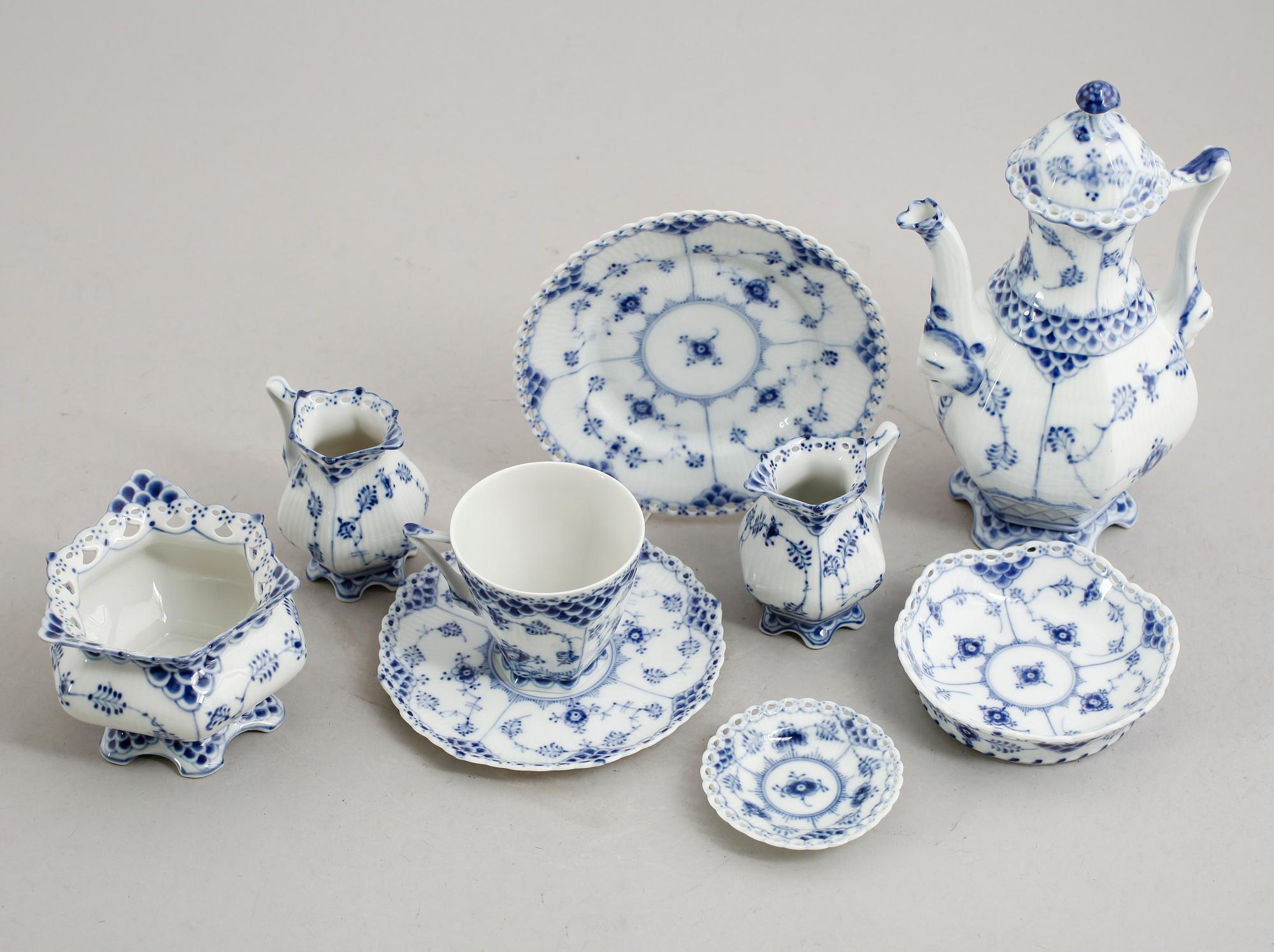 KAFFESERVIS, 19 delar, porslin, Royal Copenhagen.