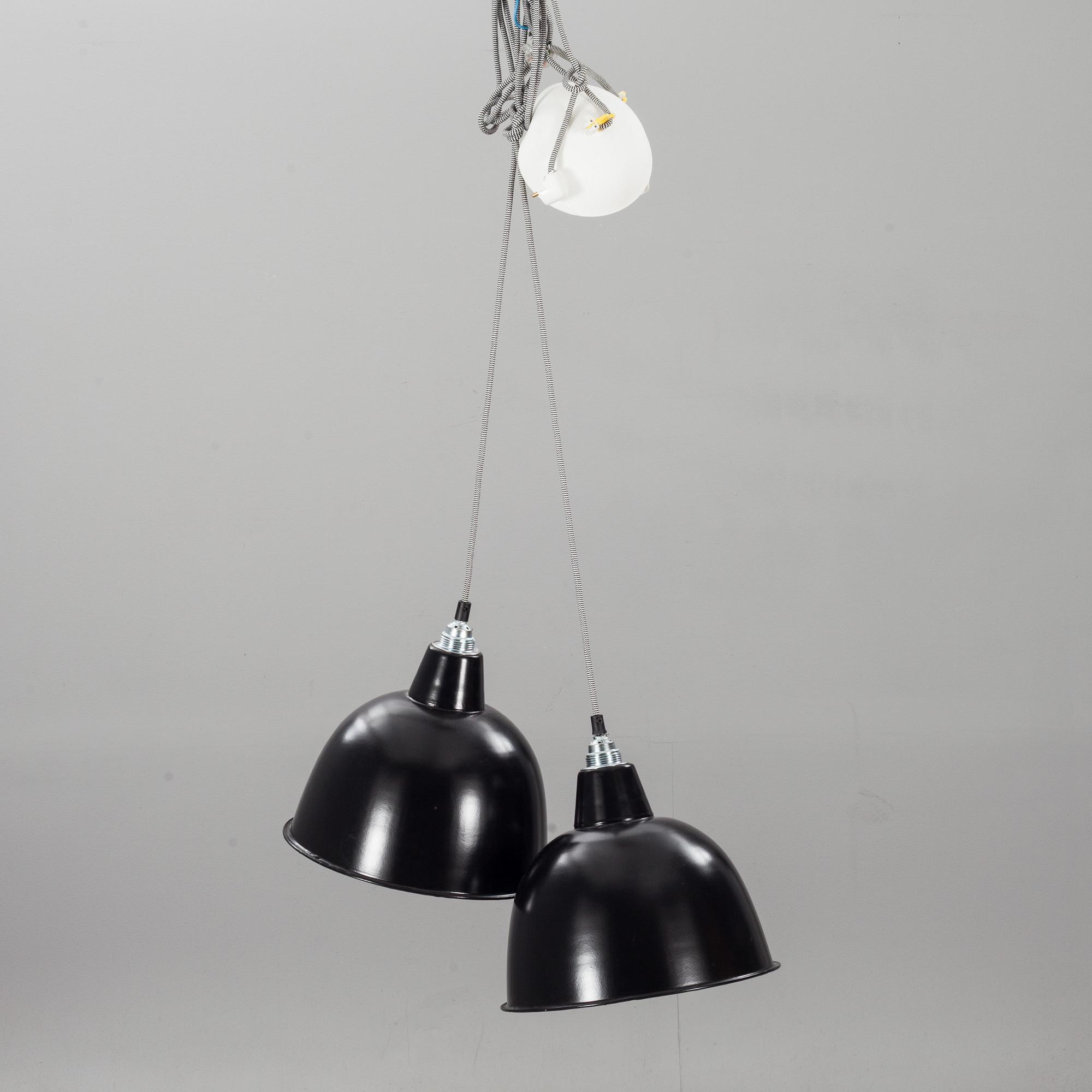 INDUSTRILAMPOR, ett par, 1900-tal.