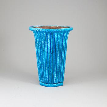 GUNNAR NYLUND, golvvas, chamotteterat stengods, Rörstrand, 1900-talets andra hälft.