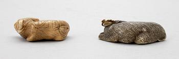 NETSUKE, 2st, ben, Japan. Meiji (1867-1911).