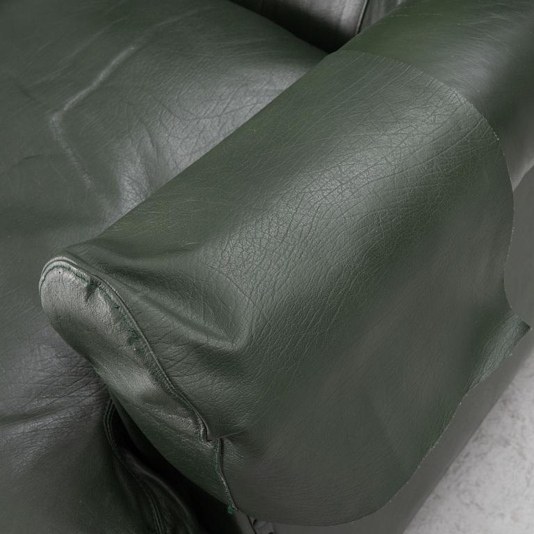 Josef Frank, fåtölj, modell 568, Firma Svenskt Tenn, 1900-talets mitt.