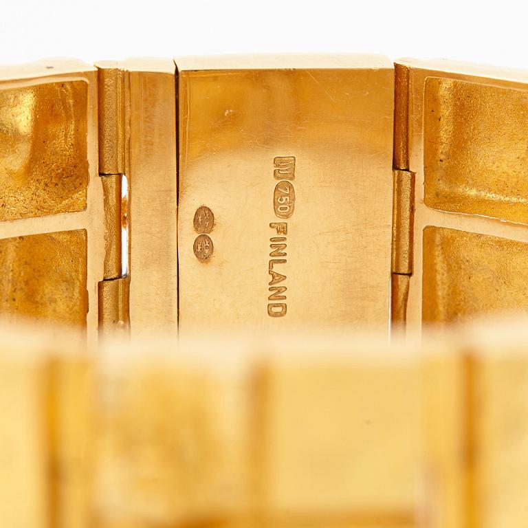 An 18K gold Lapponia bracelet "Quadrate forms" design Björn Weckström.