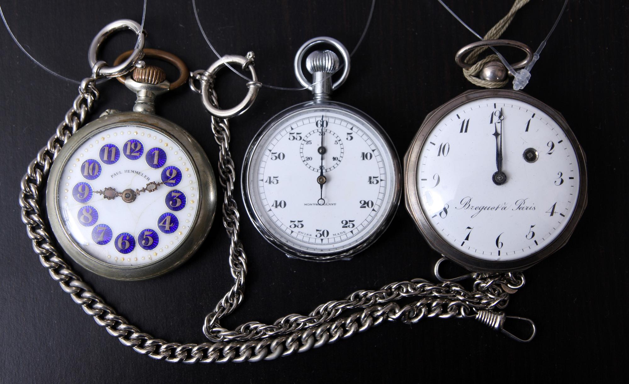 FICKUR, 2 st, silver, märkt Breguet Paris resp Paul Hemmeler samt TIDTAGARUR, metall.