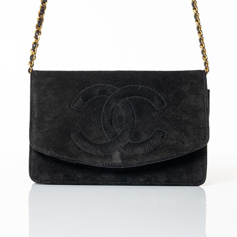 Chanel, A black suede vintage purse / wallet on chain.