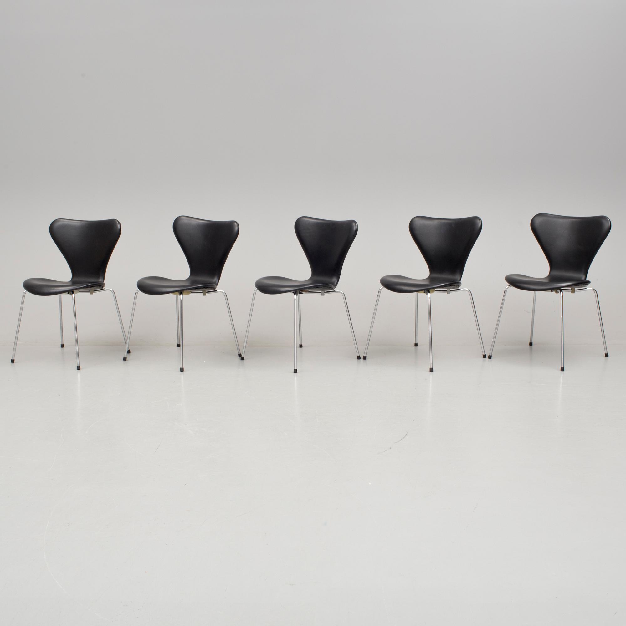 ARNE JACOBSEN, stolar, 5 stycken, "Sjuan", Fritz Hansen, 1900/2000-tal.