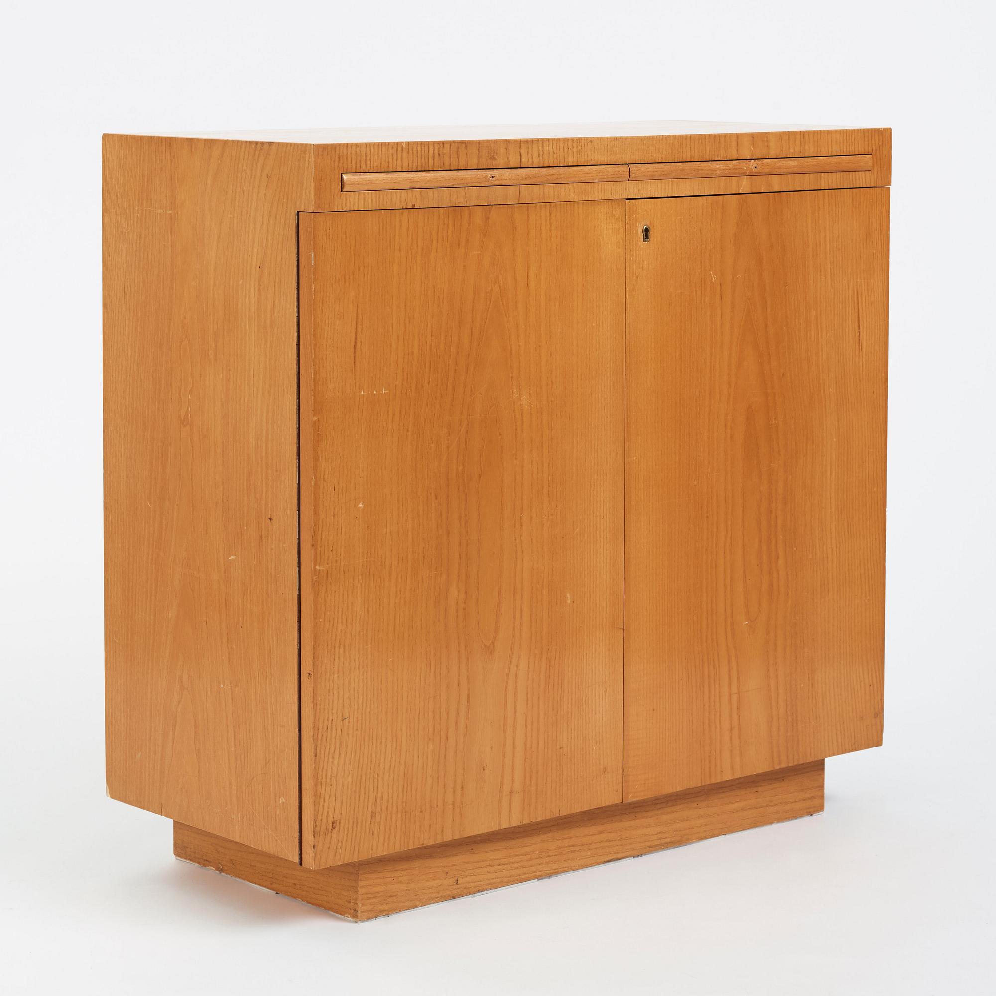 Uno Åhrén, a cabinet, cabinet maker Jörgen Andersson, Sweden, ca 1930.