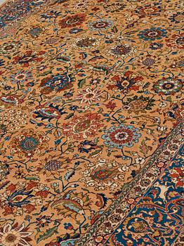 Matto, semi-antique Tabriz, ca 404 x 292 cm.