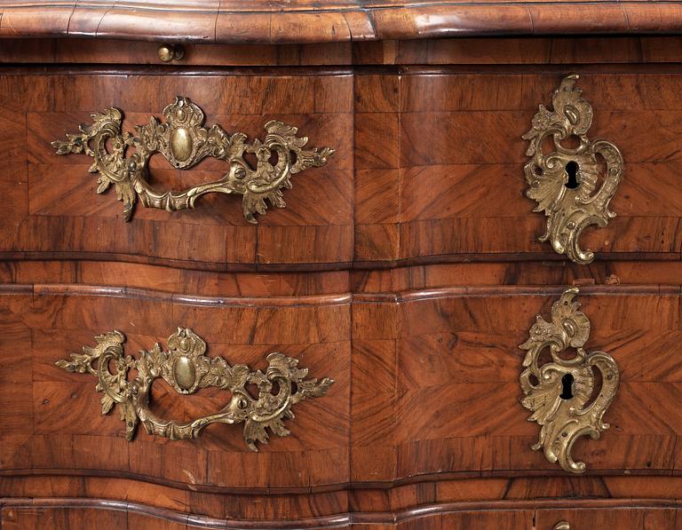 A Swedish late Baroque 18th Century commode.