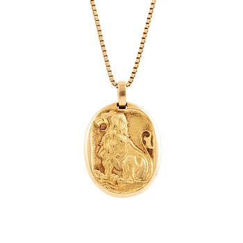 500. A Cartier Leo zodiac pendant.