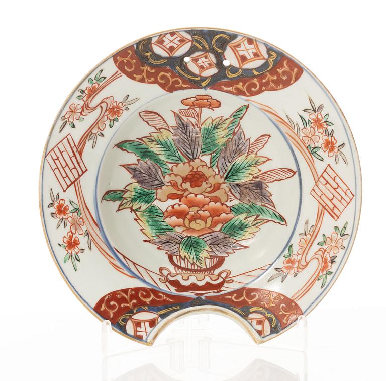 A Japanese imari porcelain barber's bowl, Meiji (1868-1912).