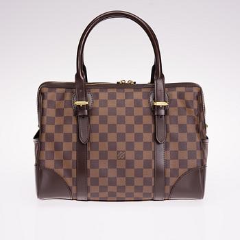 LAUKKU, "Berkeley", Louis Vuitton.