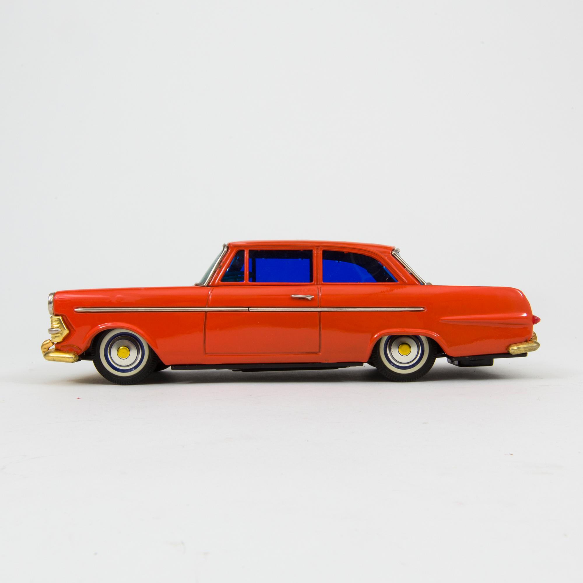 ブリキ玩具 旧バンダイ オペル OPEL REKORD SEDAN ブリキ玩具 旧バンダイ オペル OPEL REKORD SEDAN - メルカリ