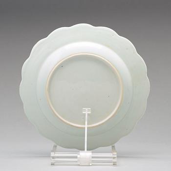 A set of 20 blue and white export porcelain dishes, Qing dynasty, Qianlong (1736-1795).