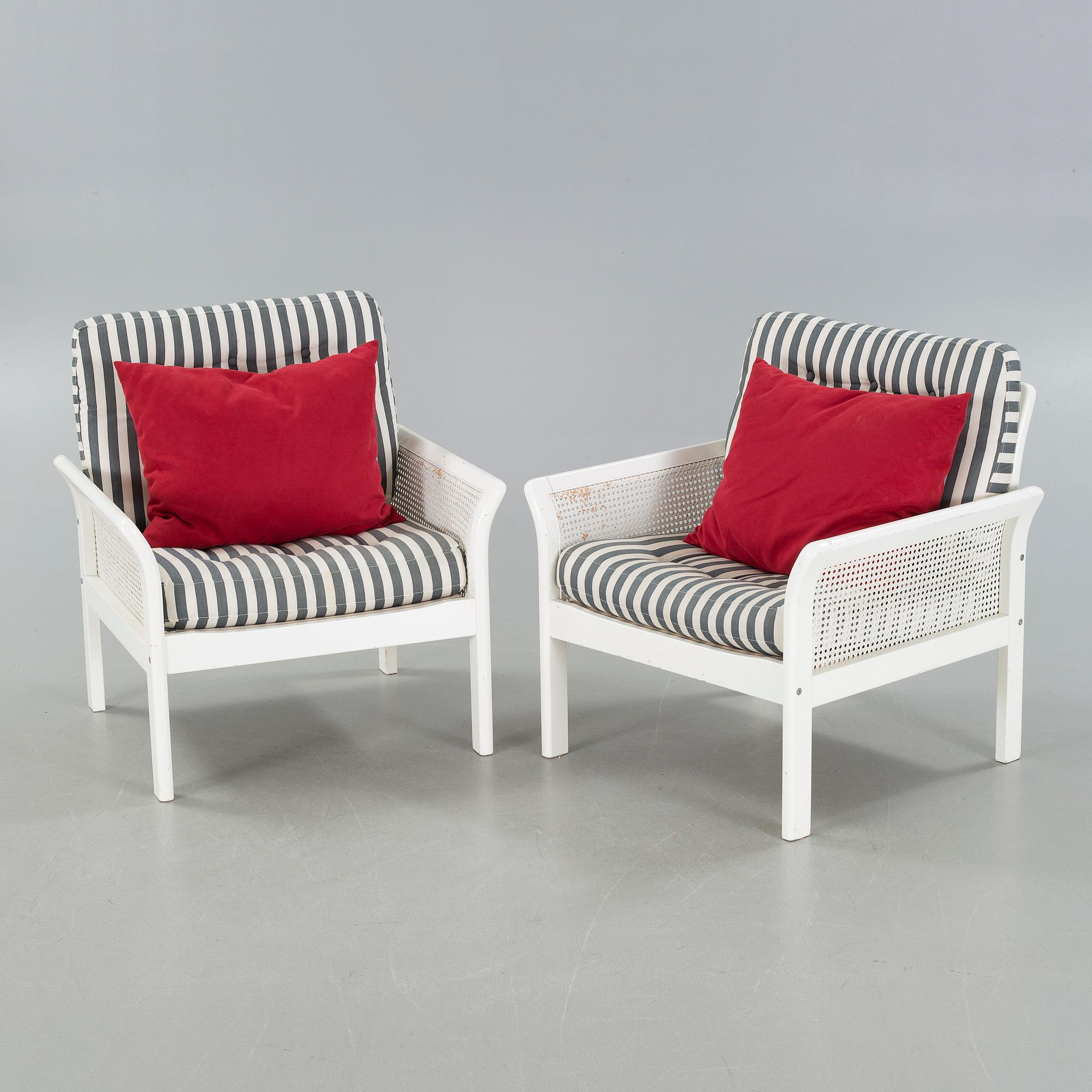 FÅTÖLJER, ett par, Dux, 1900-talets andra hälft.