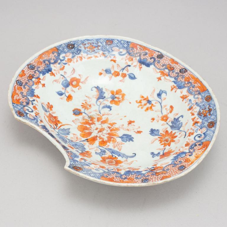 A group of Chinese porcelain, Qing dynasty, Qianlong (1736-1795).