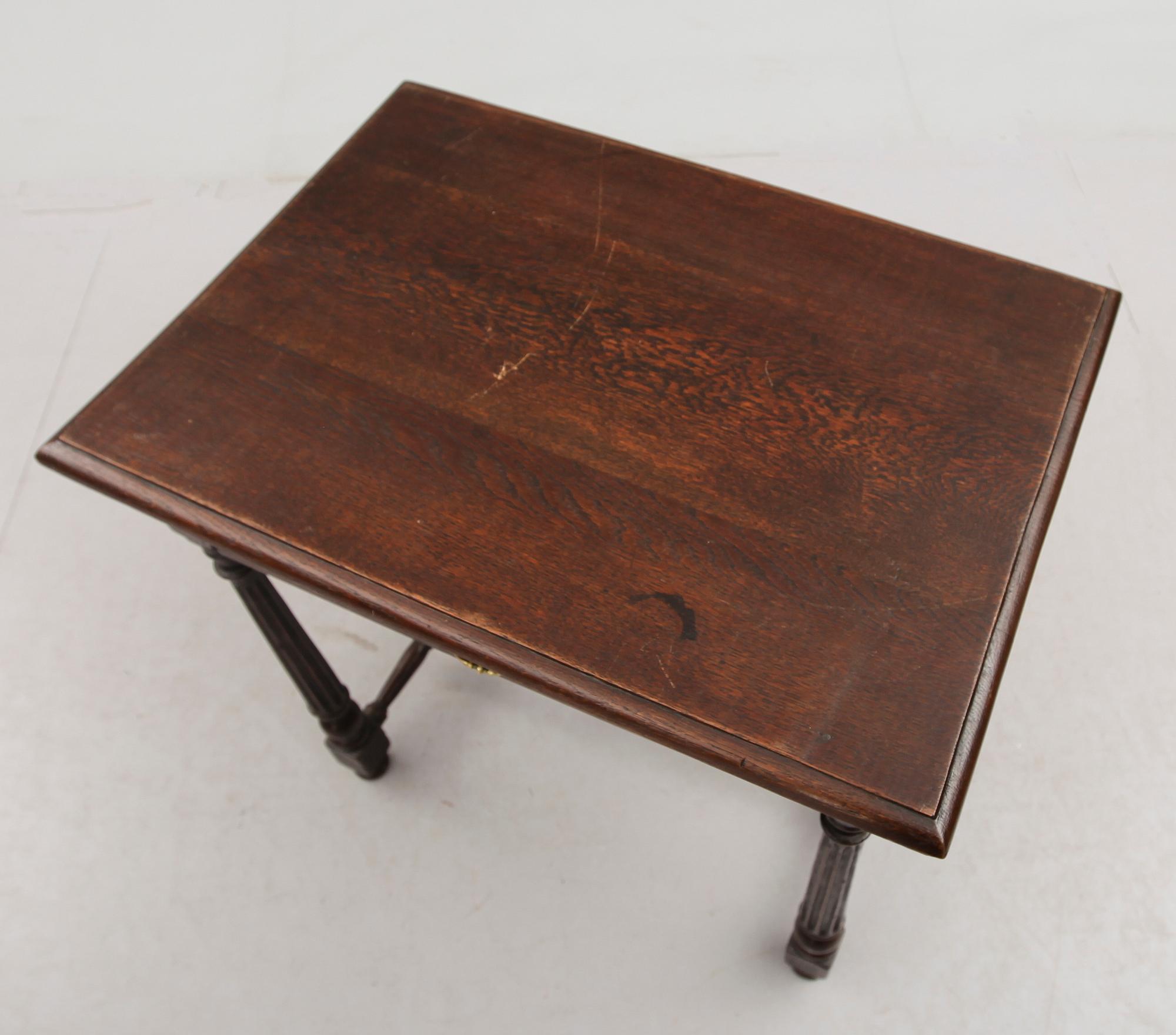 BORD, England, bl a 1700-tal.