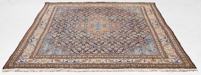 Rug, approximately 320 x 240 cm.