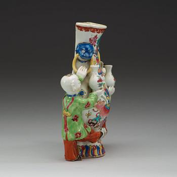 VÄGGVAS, kompaniporslin. Qing dynastin, Qianlong (1736-95).