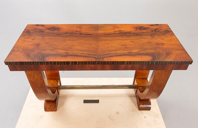 An Art Deco style walnut sideboard 21st century.