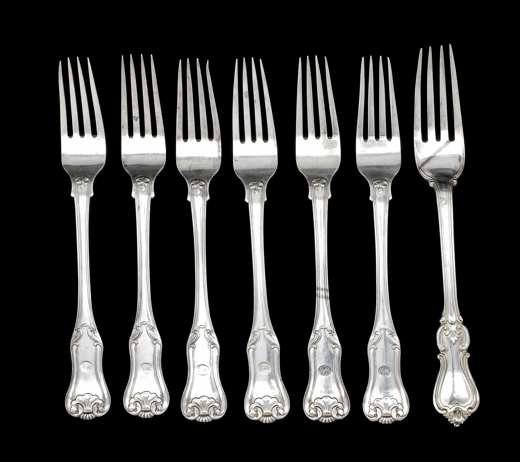 MATGAFFLAR, 6+1 st, silver, snäckmodell. William Lyon, Göteborg resp Alfred Ambrosius, Stockholm. 1848 resp 1867. 608g.