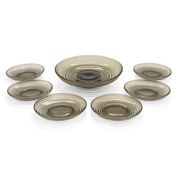 Aino Aalto, a 1930s 'Bölgeblick' bowl and six plates, Karhula Glassworks.
