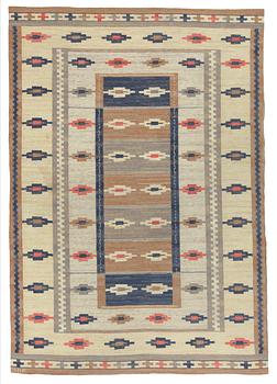 514. Märta Måås-Fjetterström, CARPET. "Ljusa mattan". Flat weave. 295 x 203 cm. Signed MMF.