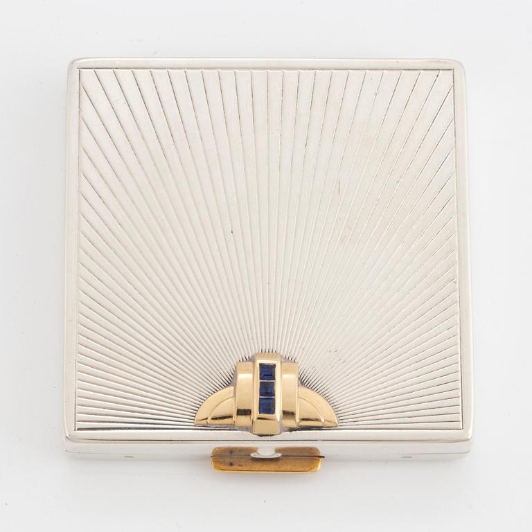 Puderdosa silver och 14K guld med fasettslipade safirer.